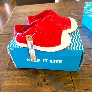 Native Shoes Size 6 NWT